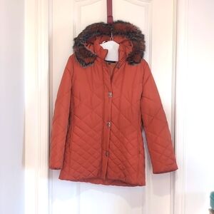 Wns Small apropos Orange Quilted Coat with Faux Fur Hood winter jacket